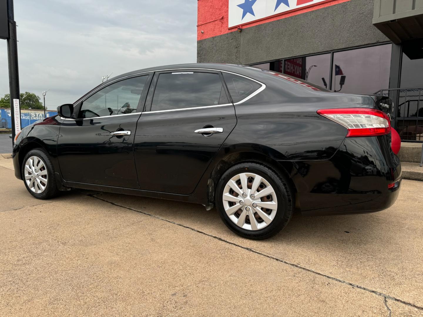 2015 BLACK NISSAN SENTRA (3N1AB7AP5FY) , located at 5900 E. Lancaster Ave., Fort Worth, TX, 76112, (817) 457-5456, 0.000000, 0.000000 - Photo#7