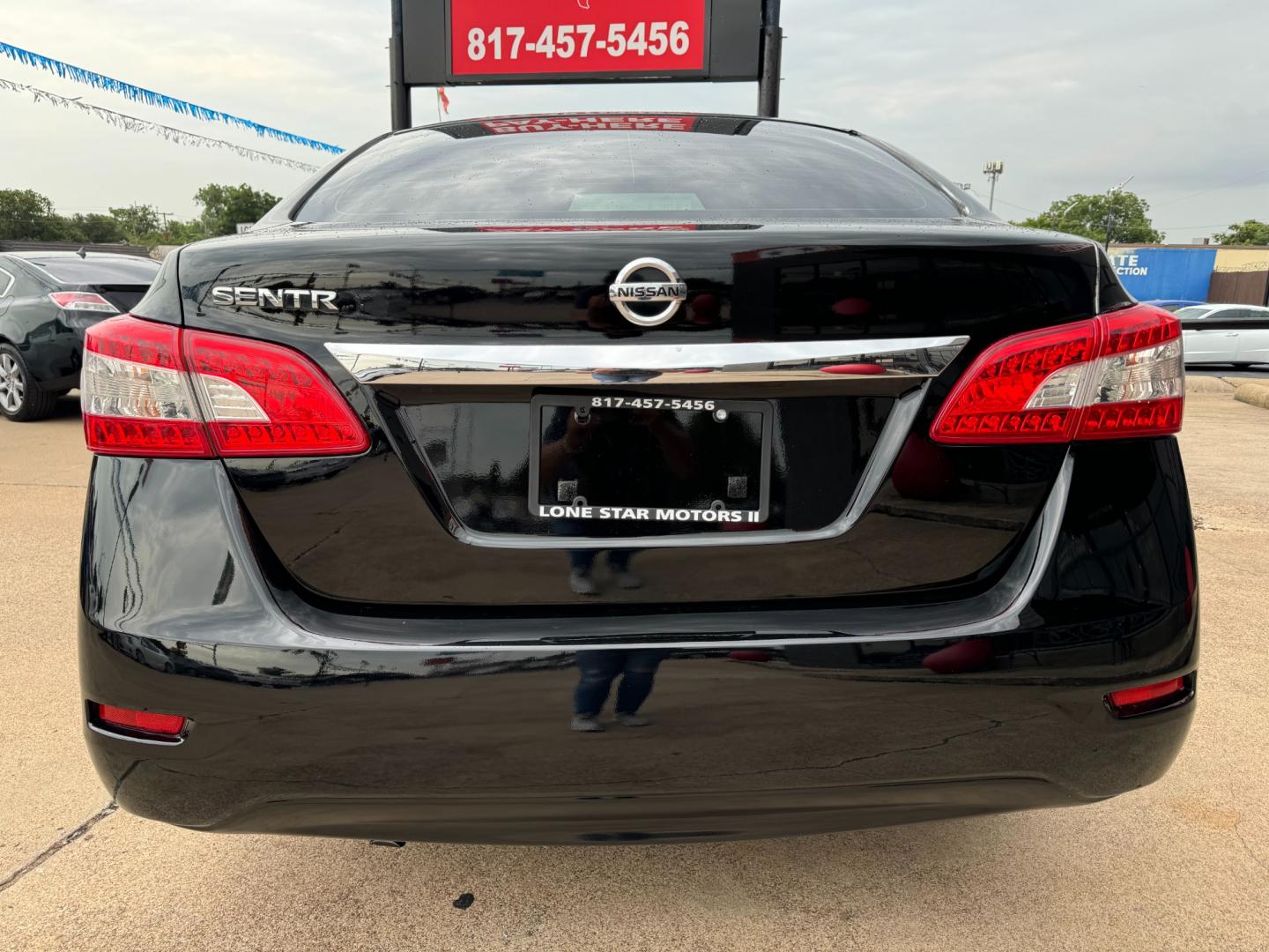 2015 BLACK NISSAN SENTRA (3N1AB7AP5FY) , located at 5900 E. Lancaster Ave., Fort Worth, TX, 76112, (817) 457-5456, 0.000000, 0.000000 - Photo#5