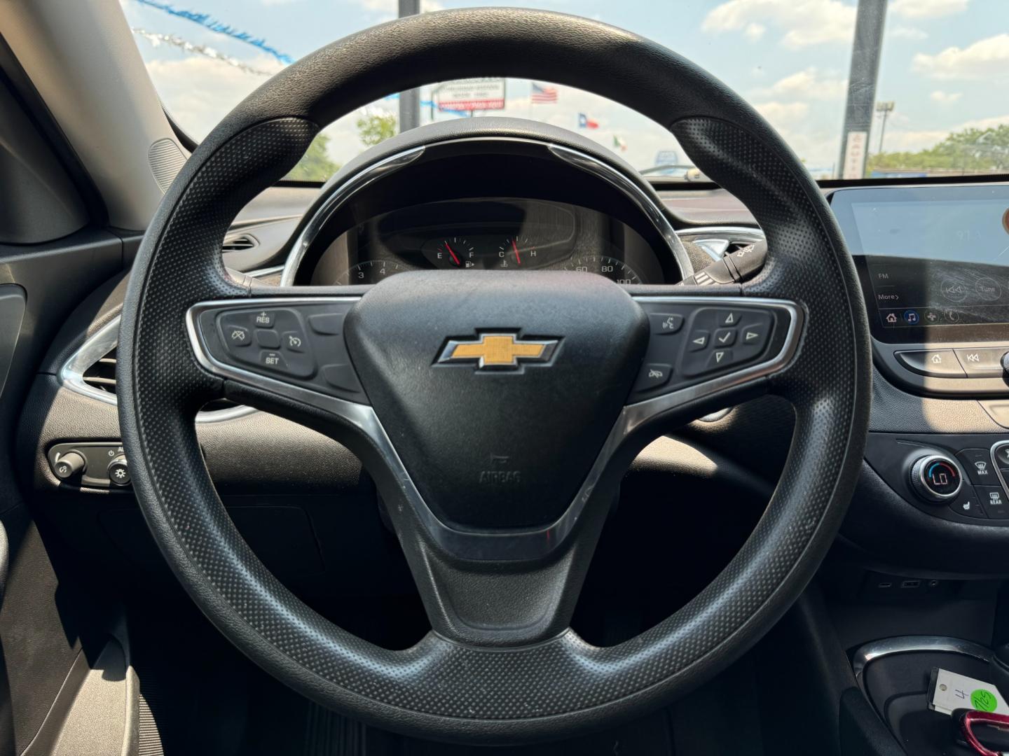 2019 BLUE CHEVROLET MALIBU LT (2FL) (1G1ZD5ST4KF) , located at 5900 E. Lancaster Ave., Fort Worth, TX, 76112, (817) 457-5456, 0.000000, 0.000000 - Photo#19