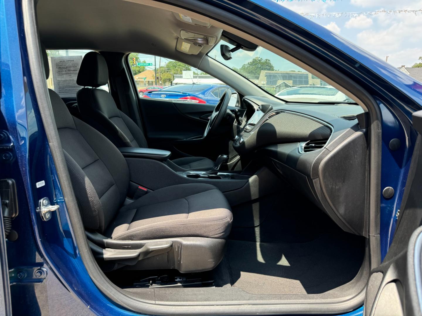 2019 BLUE CHEVROLET MALIBU LT (2FL) (1G1ZD5ST4KF) , located at 5900 E. Lancaster Ave., Fort Worth, TX, 76112, (817) 457-5456, 0.000000, 0.000000 - Photo#16