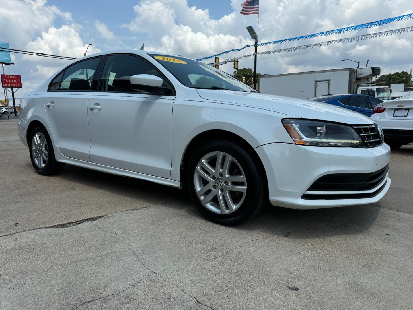 2018 WHITE VOLKSWAGEN JETTA 1.4T S (3VW2B7AJ6JM) , located at 5900 E. Lancaster Ave., Fort Worth, TX, 76112, (817) 457-5456, 0.000000, 0.000000 - Photo#2