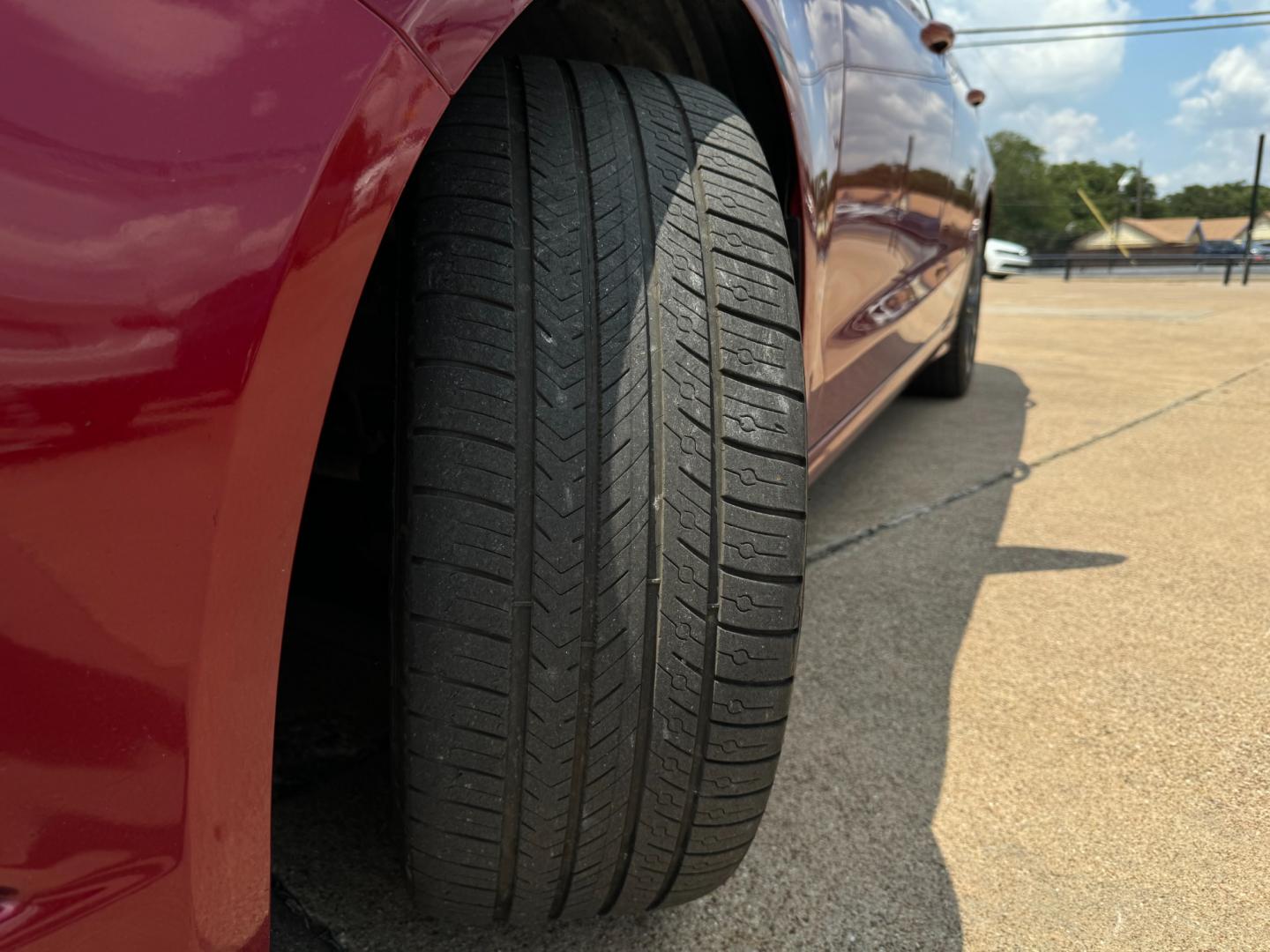 2018 RED FORD FUSION SE (3FA6P0HD8JR) , located at 5900 E. Lancaster Ave., Fort Worth, TX, 76112, (817) 457-5456, 0.000000, 0.000000 - Photo#21