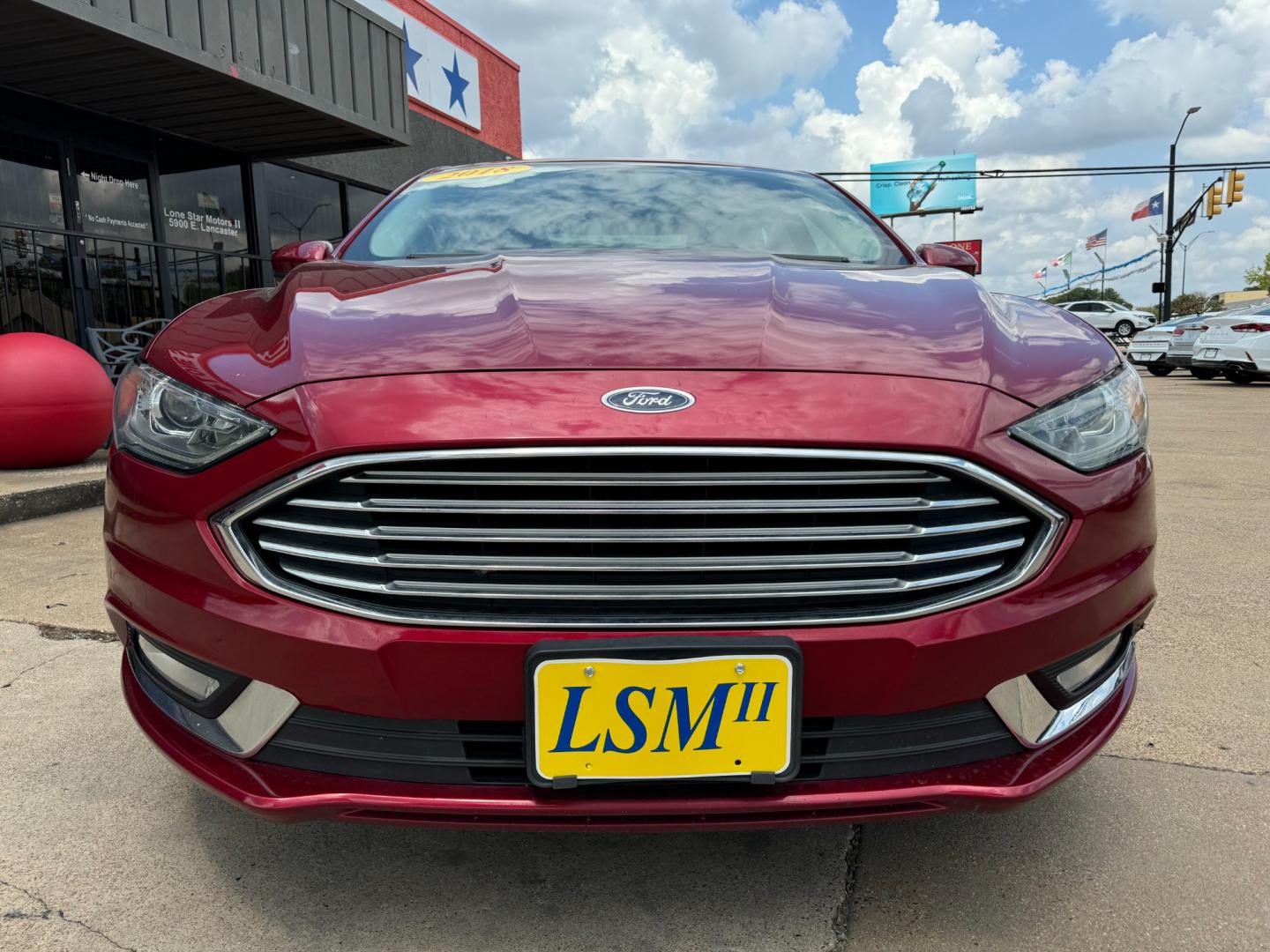 2018 RED FORD FUSION SE (3FA6P0HD8JR) , located at 5900 E. Lancaster Ave., Fort Worth, TX, 76112, (817) 457-5456, 0.000000, 0.000000 - Photo#2