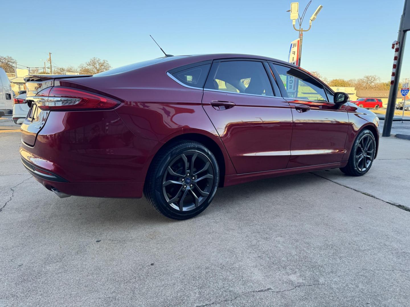 2018 Ford Fusion SE photo 5