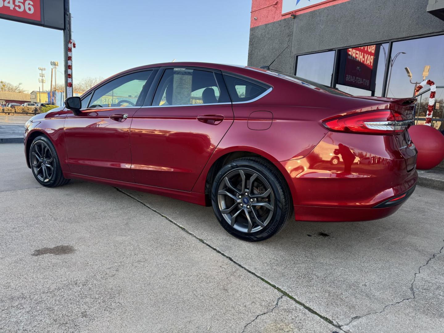 2018 Ford Fusion SE photo 8