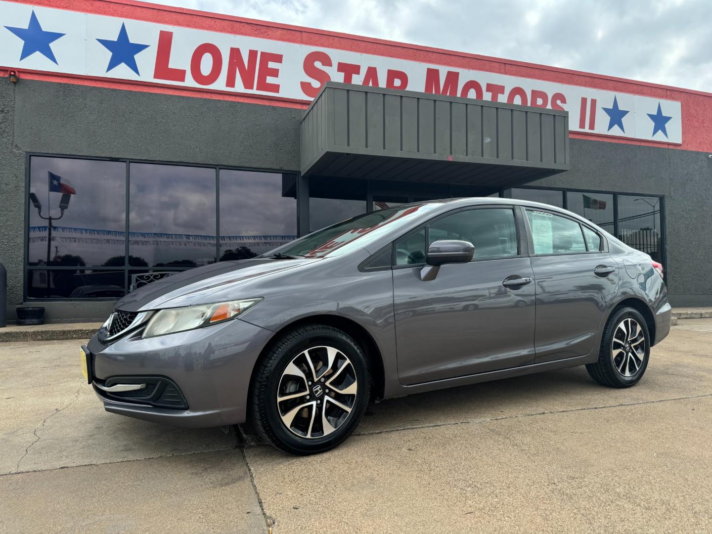 2015 GRAY HONDA CIVIC EX (19XFB2F80FE) , located at 5900 E. Lancaster Ave., Fort Worth, TX, 76112, (817) 457-5456, 0.000000, 0.000000 - Photo#0