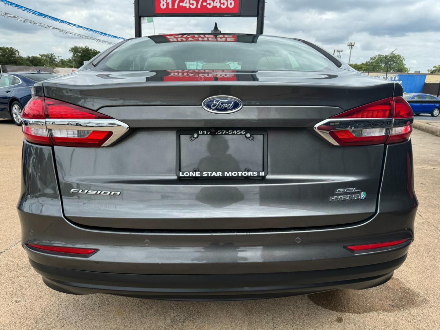 2019 GRAY FORD FUSION HYBRID SEL HY (3FA6P0MU2KR) , located at 5900 E. Lancaster Ave., Fort Worth, TX, 76112, (817) 457-5456, 0.000000, 0.000000 - Photo#5