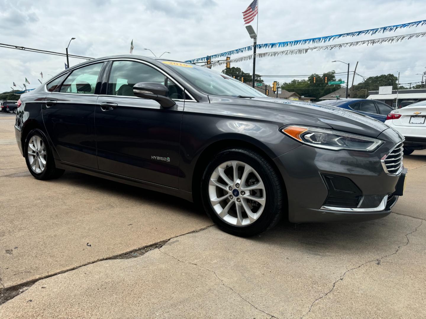 2019 GRAY FORD FUSION HYBRID SEL HY (3FA6P0MU2KR) , located at 5900 E. Lancaster Ave., Fort Worth, TX, 76112, (817) 457-5456, 0.000000, 0.000000 - Photo#3