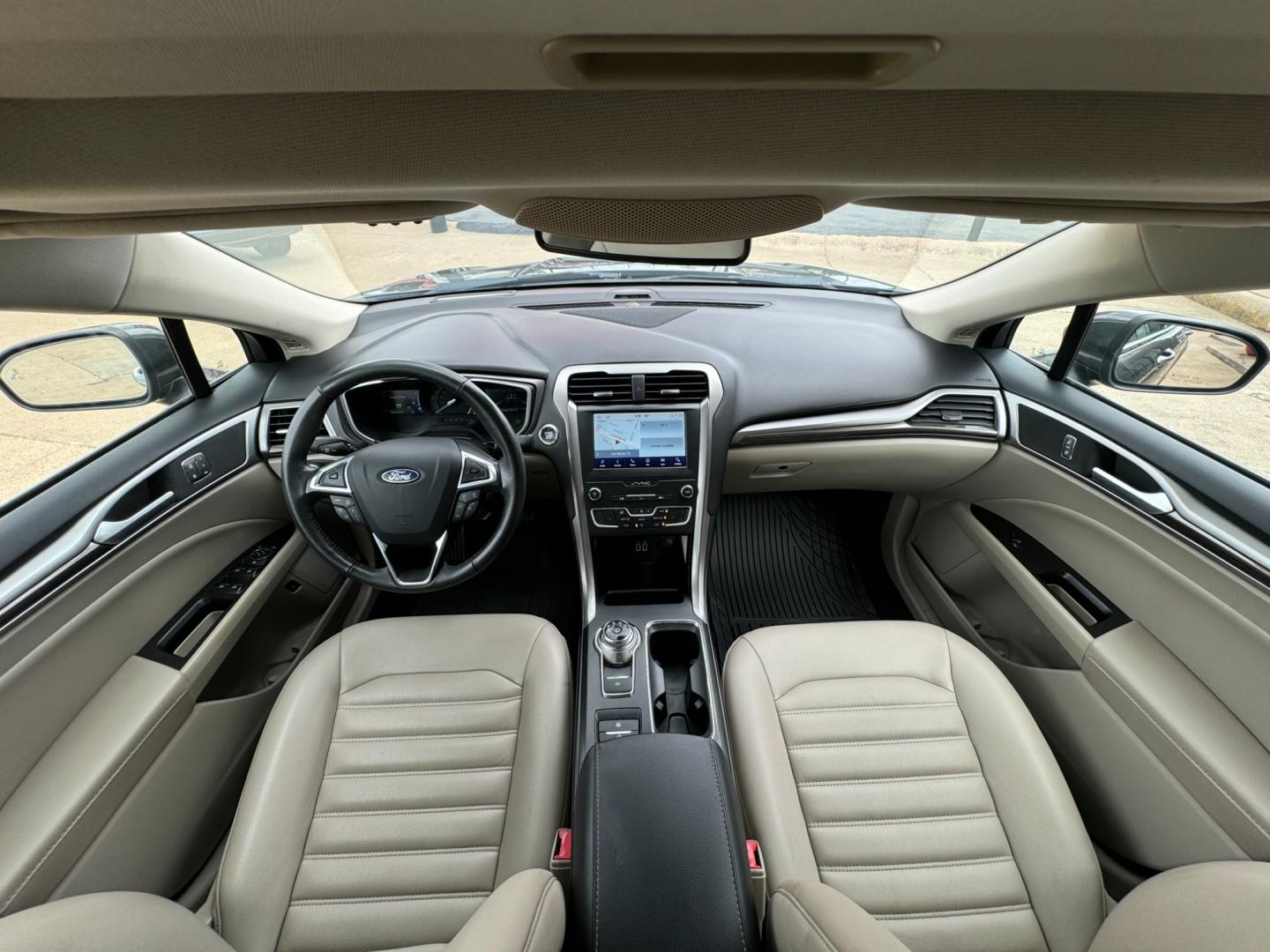 2019 GRAY FORD FUSION HYBRID SEL HY (3FA6P0MU2KR) , located at 5900 E. Lancaster Ave., Fort Worth, TX, 76112, (817) 457-5456, 0.000000, 0.000000 - Photo#18