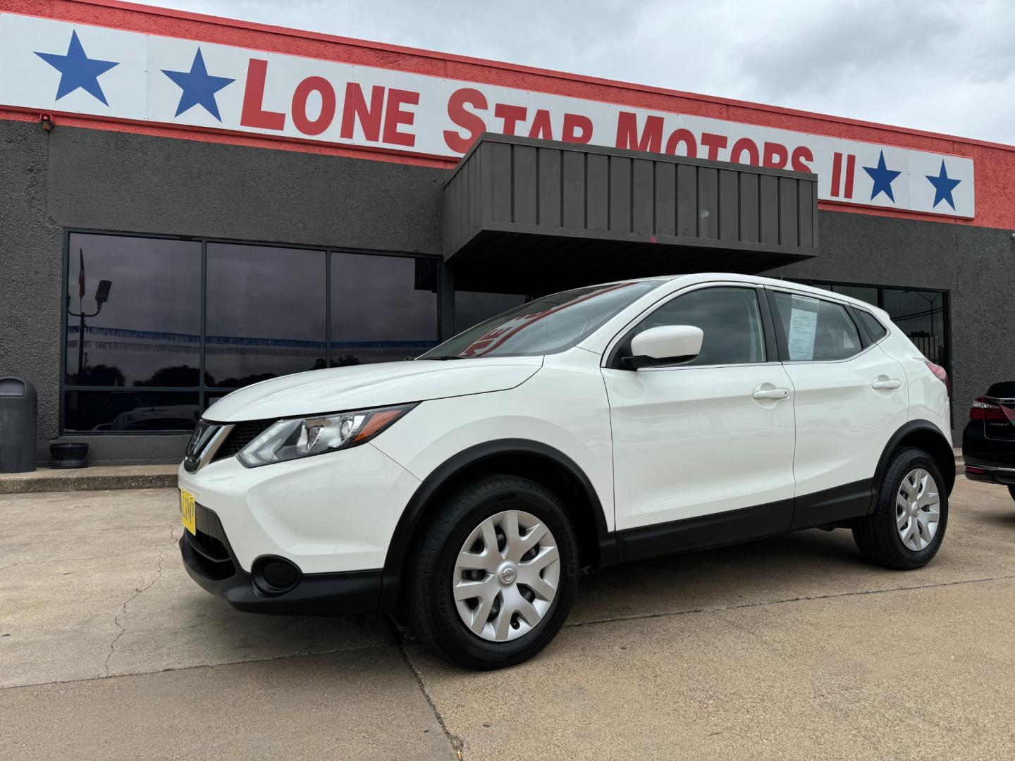 2019 WHITE NISSAN ROGUE SPORT S; SL (JN1BJ1CR9KW) , located at 5900 E. Lancaster Ave., Fort Worth, TX, 76112, (817) 457-5456, 0.000000, 0.000000 - Photo#1