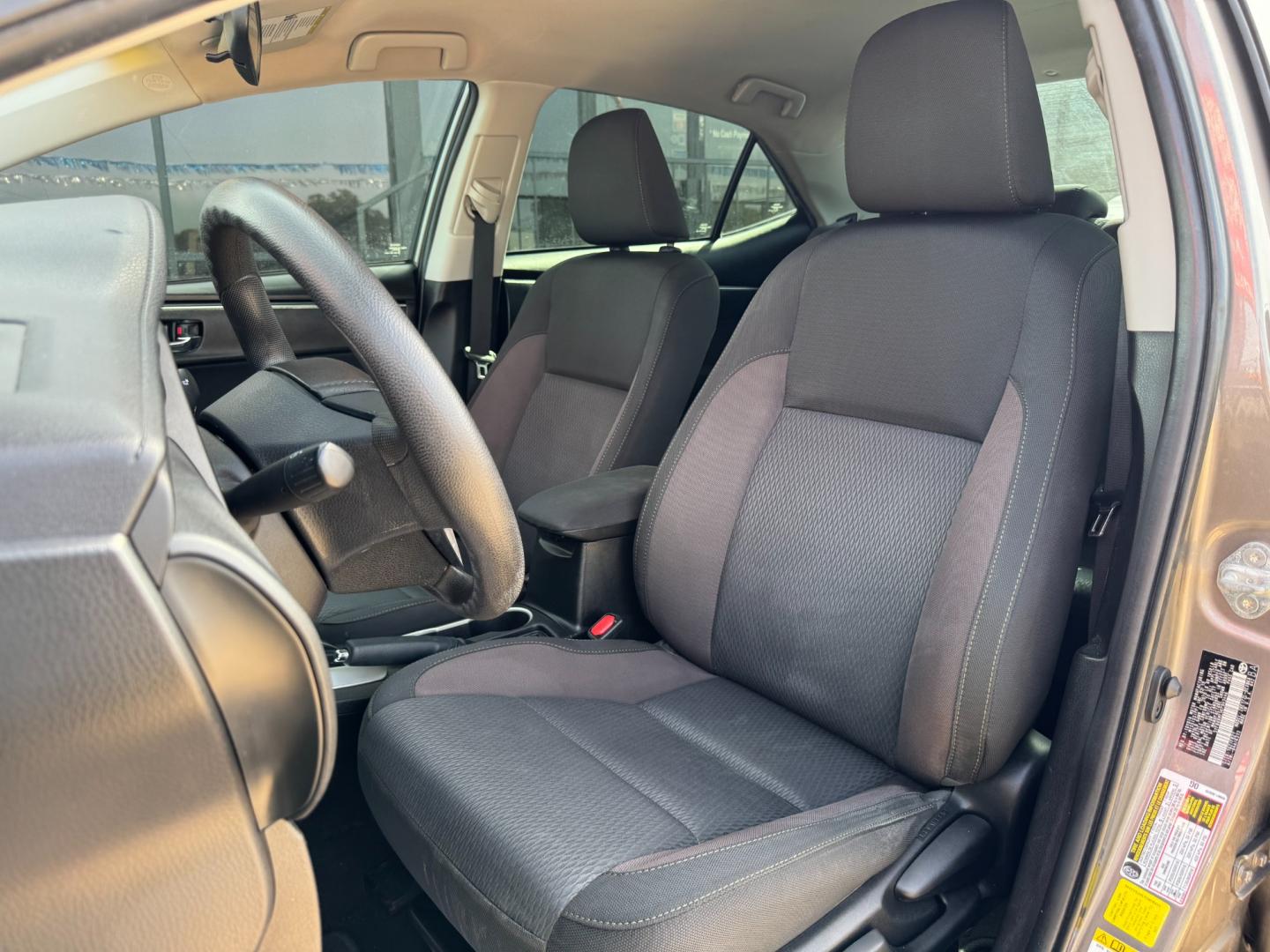 2019 GOLD TOYOTA COROLLA SE; LE; XLE; (5YFBURHE5KP) , located at 5900 E. Lancaster Ave., Fort Worth, TX, 76112, (817) 457-5456, 0.000000, 0.000000 - Photo#10