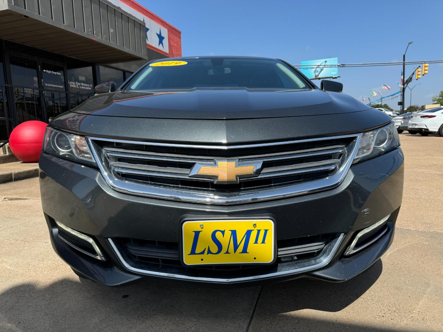 2019 GRAY CHEVROLET IMPALA LT (1LT) (2G11Z5SAXK9) , located at 5900 E. Lancaster Ave., Fort Worth, TX, 76112, (817) 457-5456, 0.000000, 0.000000 - Photo#2