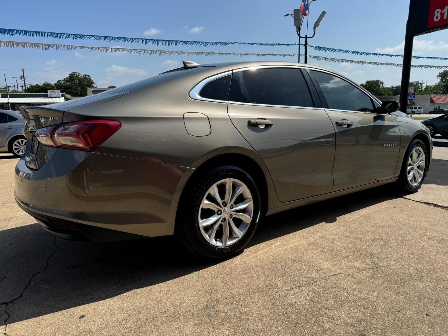 2020 GRAY CHEVROLET MALIBU LT (1LT) (1G1ZD5ST1LF) , located at 5900 E. Lancaster Ave., Fort Worth, TX, 76112, (817) 457-5456, 0.000000, 0.000000 - Photo#3