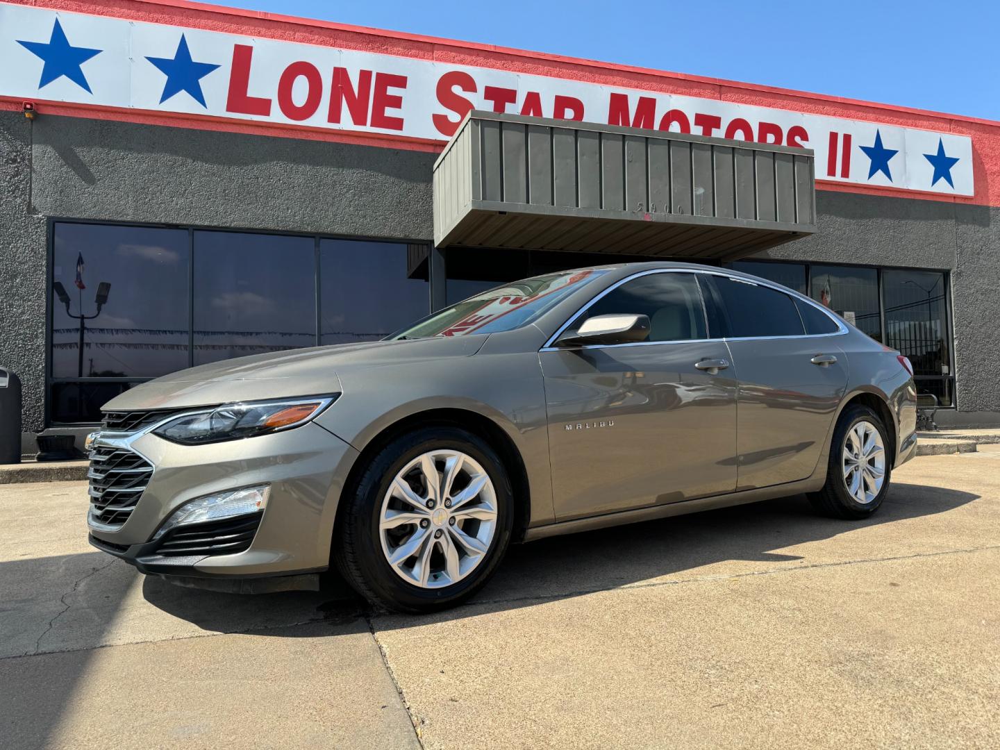 2020 GRAY CHEVROLET MALIBU LT (1LT) (1G1ZD5ST1LF) , located at 5900 E. Lancaster Ave., Fort Worth, TX, 76112, (817) 457-5456, 0.000000, 0.000000 - Photo#0