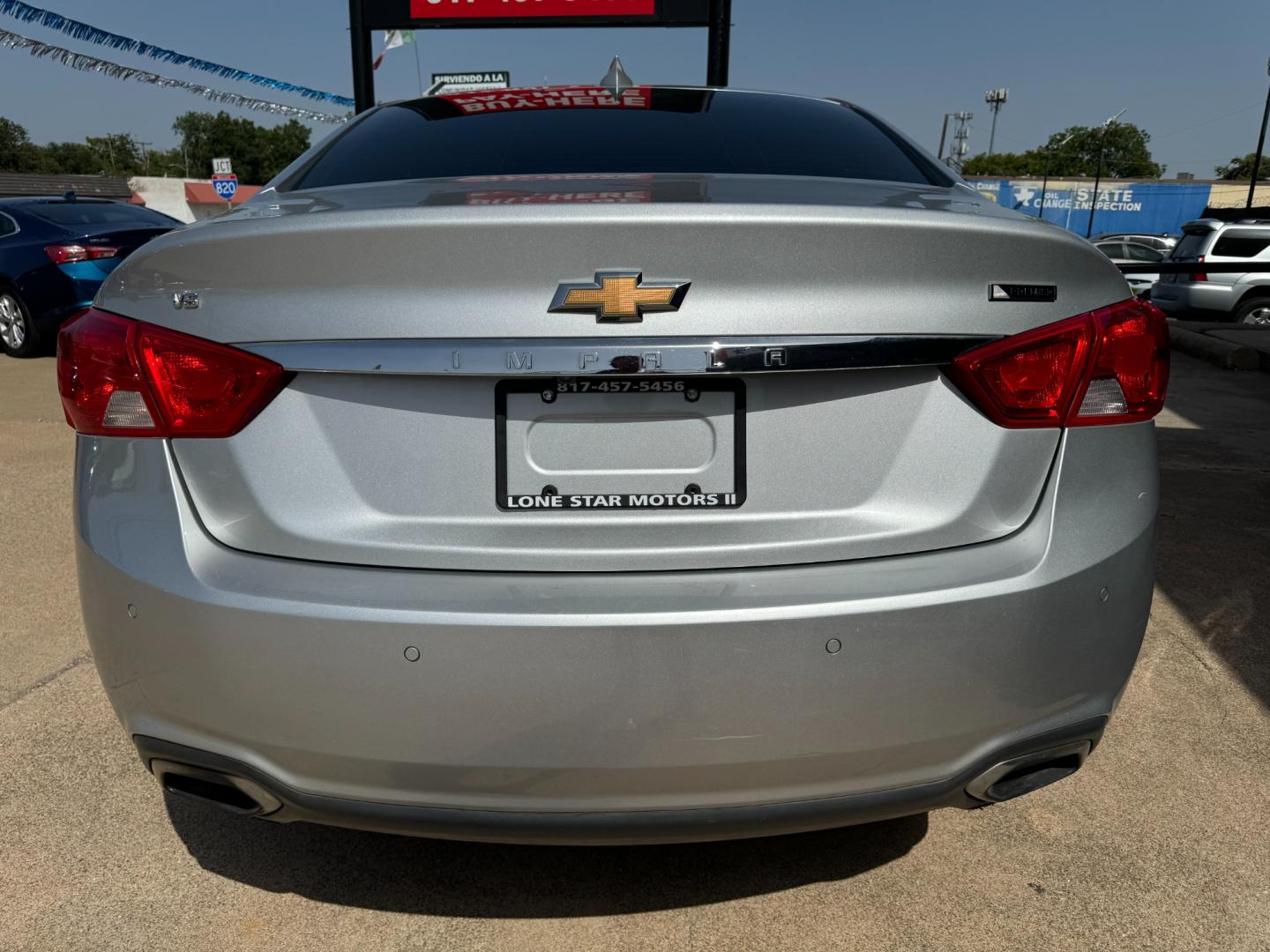 2018 SILVER CHEVROLET IMPALA LT (3LT) (2G1125S38J9) , located at 5900 E. Lancaster Ave., Fort Worth, TX, 76112, (817) 457-5456, 0.000000, 0.000000 - Photo#5