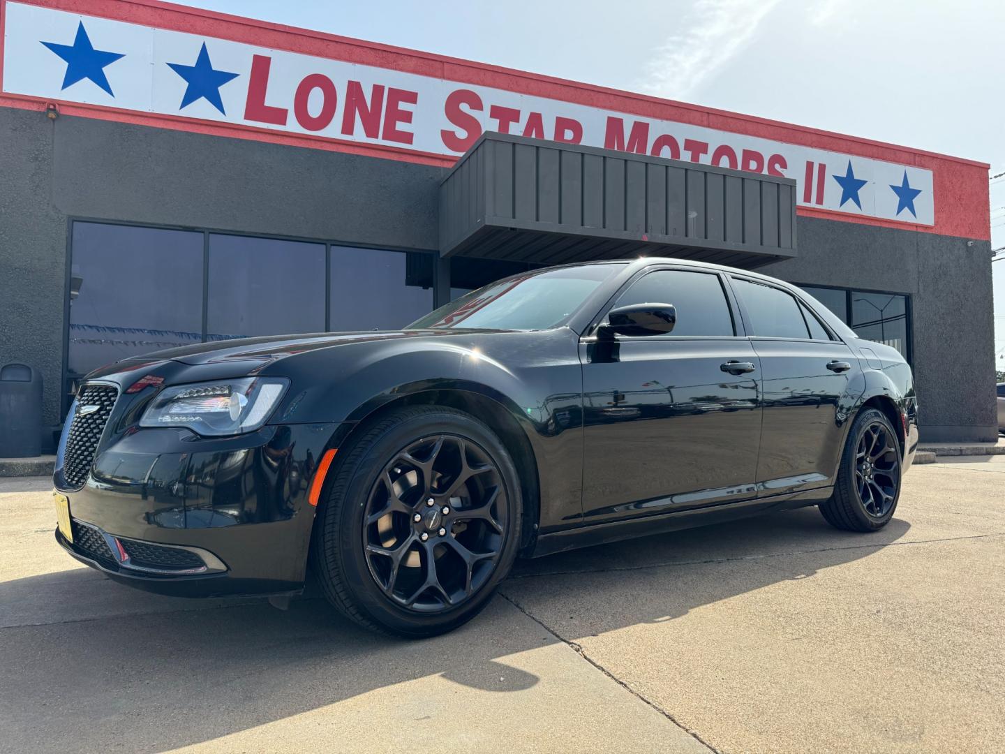 2019 BLACK CHRYSLER 300 TOURING (2C3CCAAG4KH) , located at 5900 E. Lancaster Ave., Fort Worth, TX, 76112, (817) 457-5456, 0.000000, 0.000000 - Photo#1