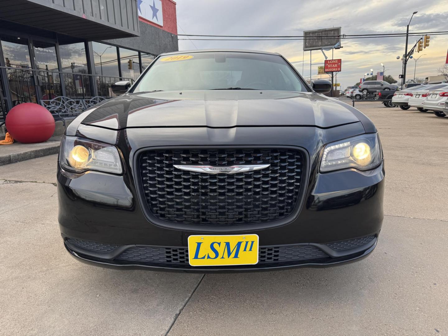 2019 BLACK CHRYSLER 300 TOURING (2C3CCAAG4KH) , located at 5900 E. Lancaster Ave., Fort Worth, TX, 76112, (817) 457-5456, 0.000000, 0.000000 - Photo#1