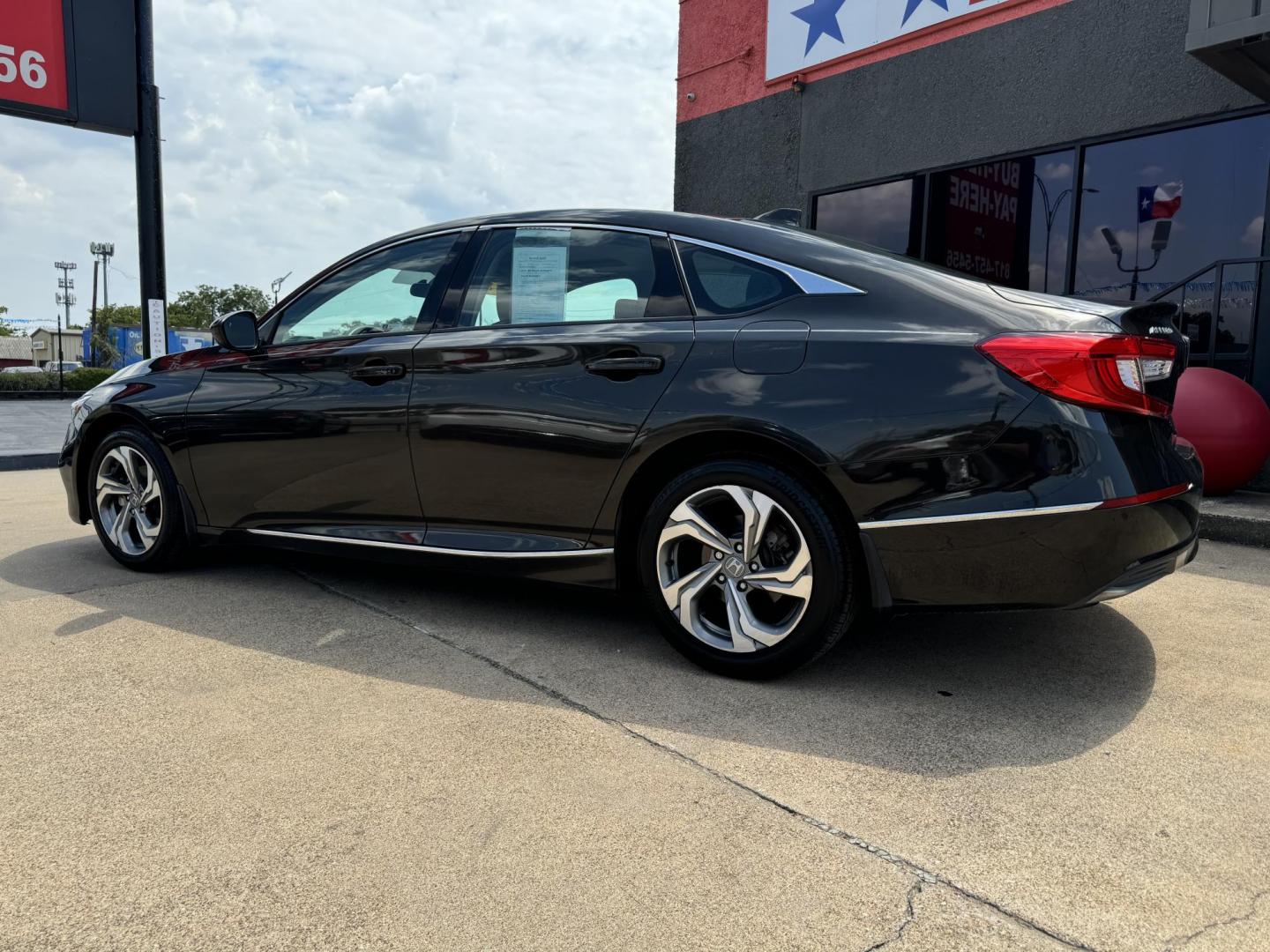 2018 BLACK HONDA ACCORD EX (1HGCV1F46JA) , located at 5900 E. Lancaster Ave., Fort Worth, TX, 76112, (817) 457-5456, 0.000000, 0.000000 - Photo#7