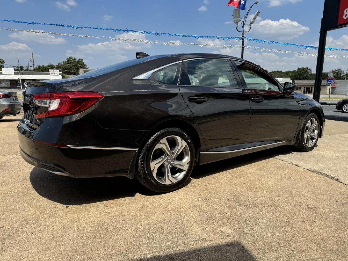 2018 BLACK HONDA ACCORD EX (1HGCV1F46JA) , located at 5900 E. Lancaster Ave., Fort Worth, TX, 76112, (817) 457-5456, 0.000000, 0.000000 - Photo#4