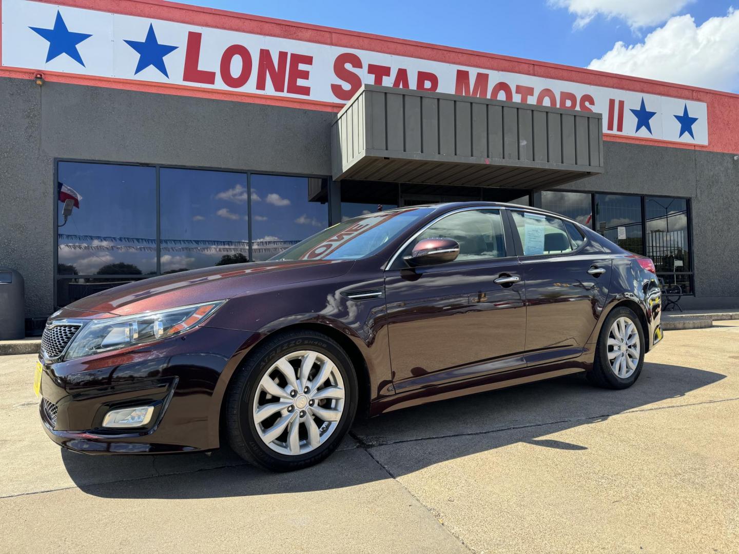 2015 PURPLE KIA OPTIMA EX; LX (5XXGN4A72FG) , located at 5900 E. Lancaster Ave., Fort Worth, TX, 76112, (817) 457-5456, 0.000000, 0.000000 - Photo#1