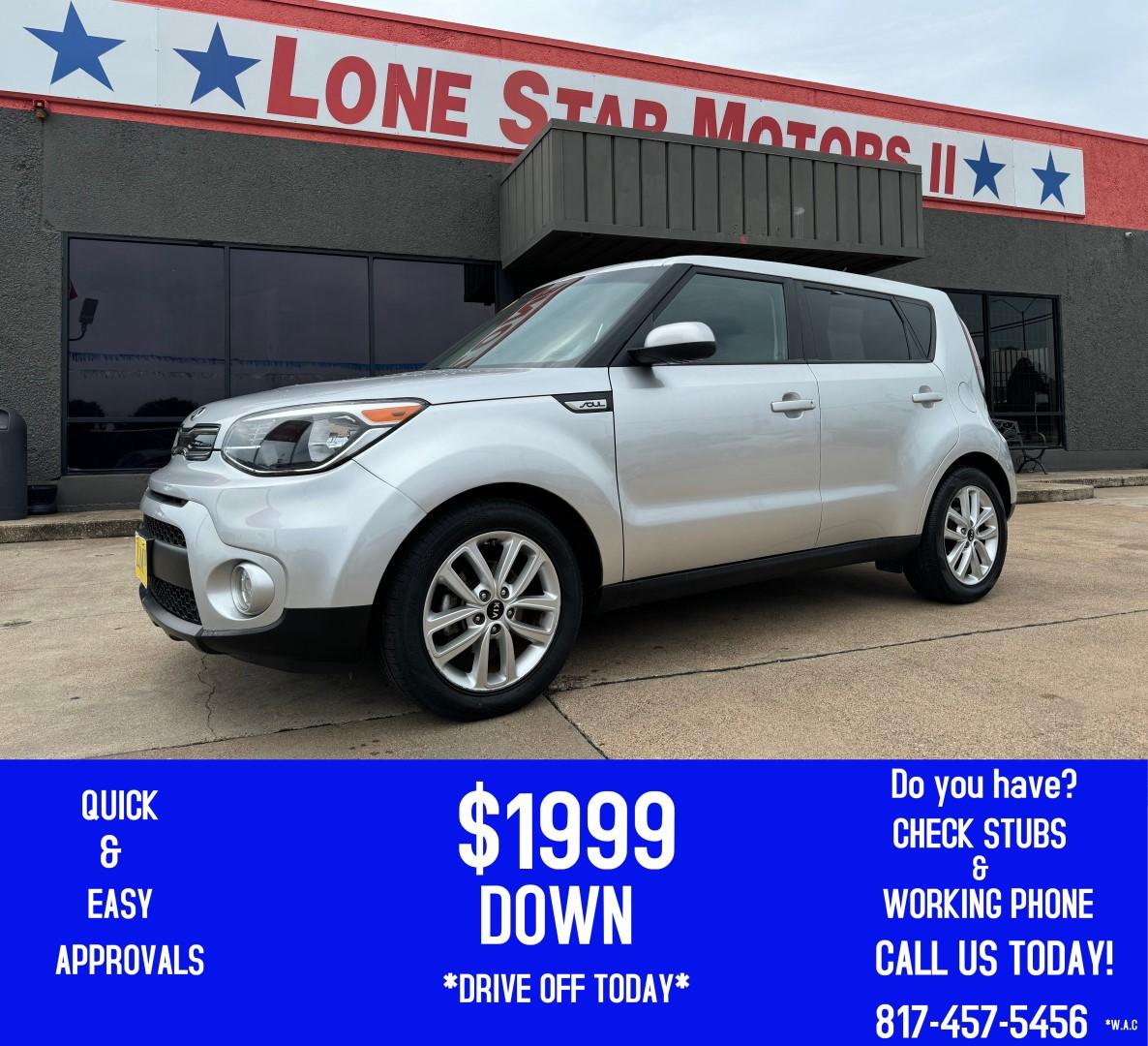 2019 SILVER KIA SOUL + (PLUS) (KNDJP3A55K7) , located at 5900 E. Lancaster Ave., Fort Worth, TX, 76112, (817) 457-5456, 0.000000, 0.000000 - Photo#0