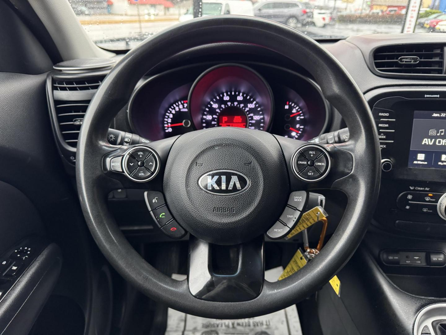 2019 SILVER KIA SOUL + (PLUS) (KNDJP3A55K7) , located at 5900 E. Lancaster Ave., Fort Worth, TX, 76112, (817) 457-5456, 0.000000, 0.000000 - Photo#18