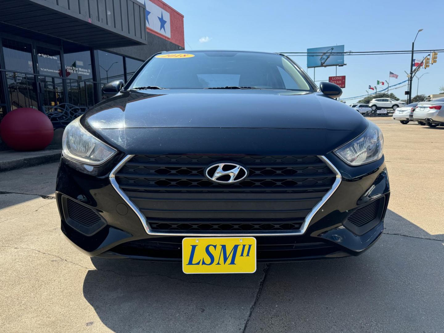 2018 BLACK HYUNDAI ACCENT SE; SEL (3KPC24A36JE) , located at 5900 E. Lancaster Ave., Fort Worth, TX, 76112, (817) 457-5456, 0.000000, 0.000000 - Photo#2