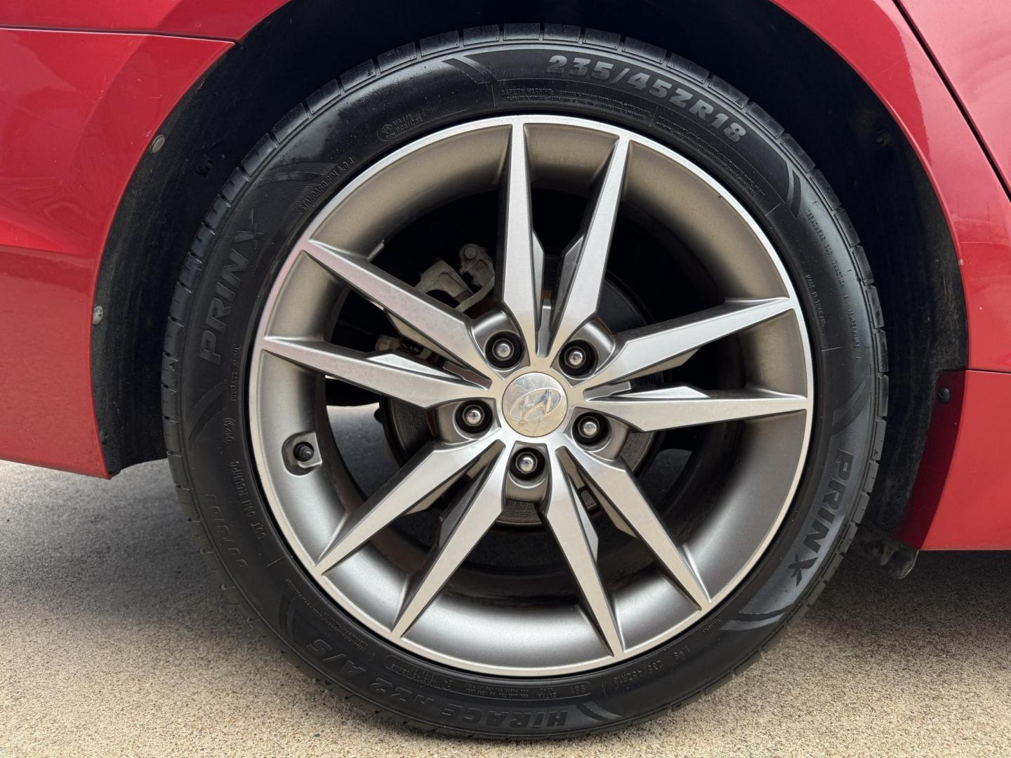 2017 RED HYUNDAI SONATA SPORT 2.0T; L (5NPE34ABXHH) , located at 5900 E. Lancaster Ave., Fort Worth, TX, 76112, (817) 457-5456, 0.000000, 0.000000 - Photo#21