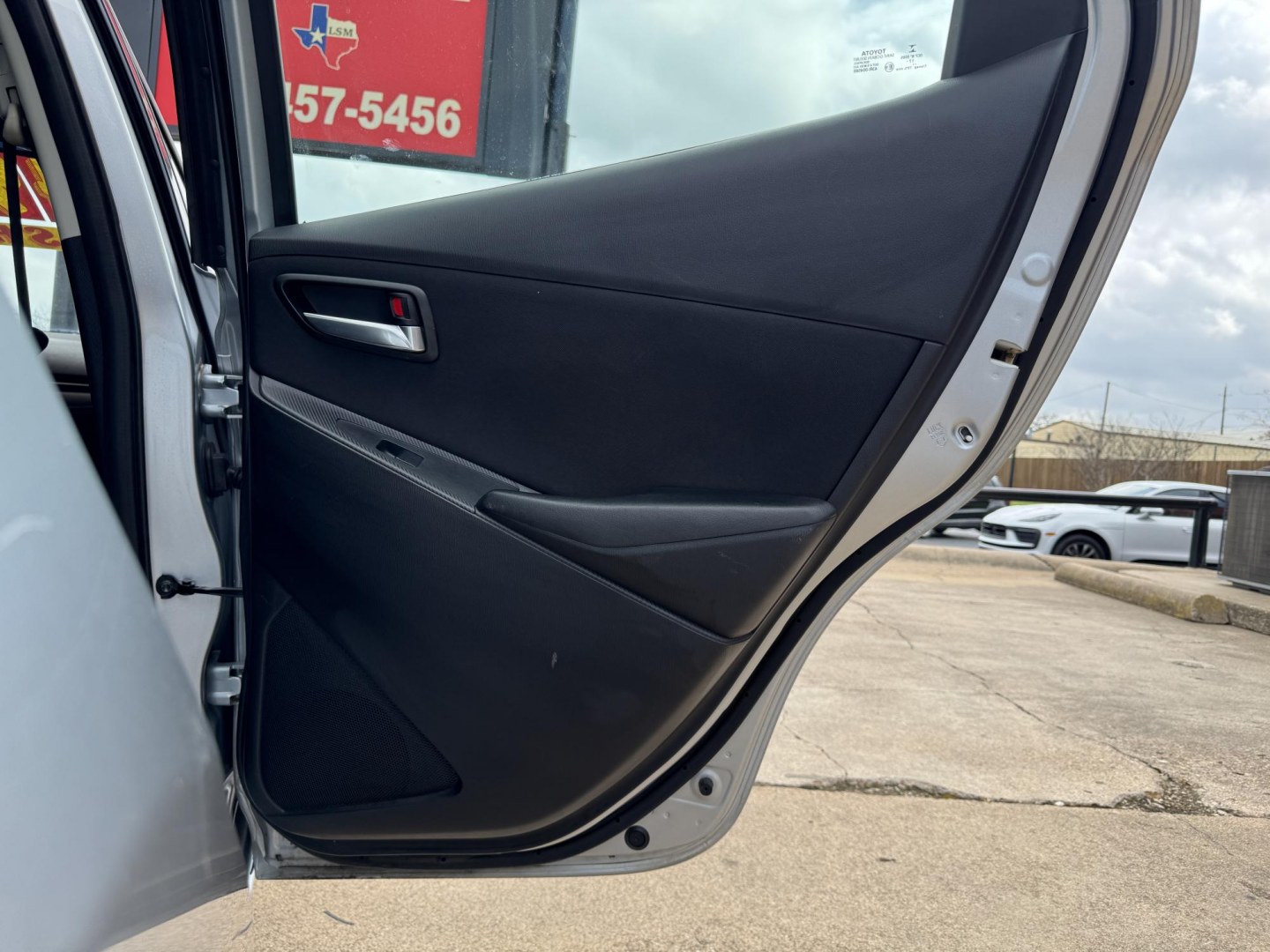 2018 SILVER TOYOTA YARIS IA BASE (3MYDLBYV2JY) , located at 5900 E. Lancaster Ave., Fort Worth, TX, 76112, (817) 457-5456, 0.000000, 0.000000- Photo#12