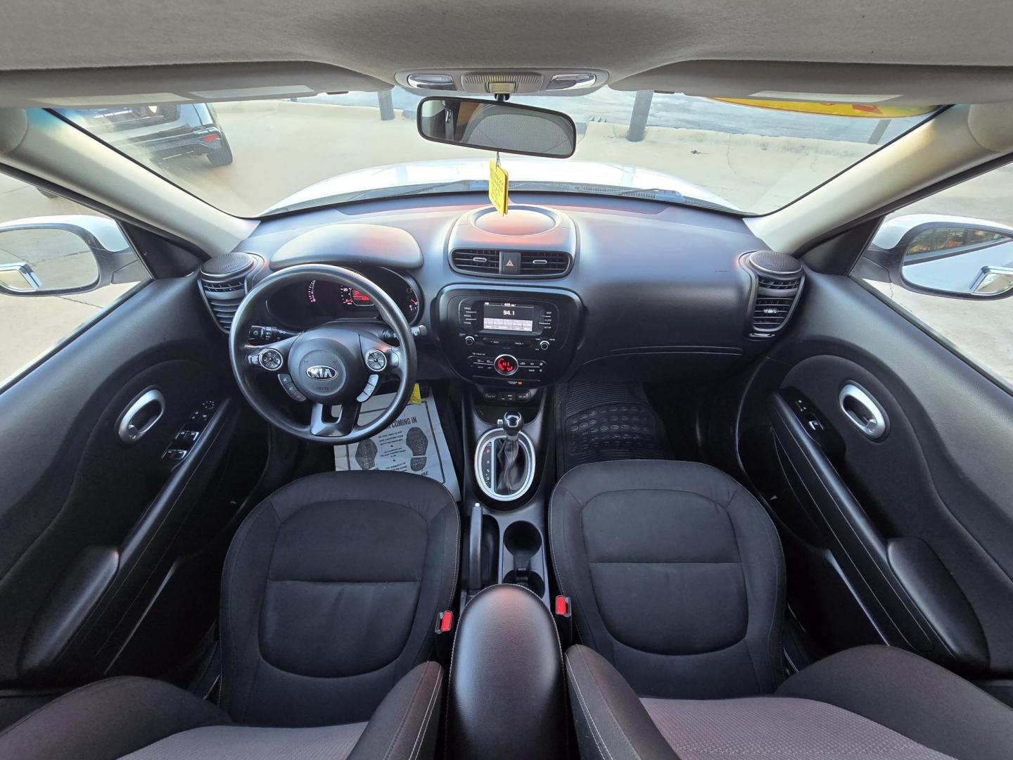 2017 WHITE KIA SOUL + (PLUS) (KNDJP3A56H7) , located at 5900 E. Lancaster Ave., Fort Worth, TX, 76112, (817) 457-5456, 0.000000, 0.000000 - Photo#17