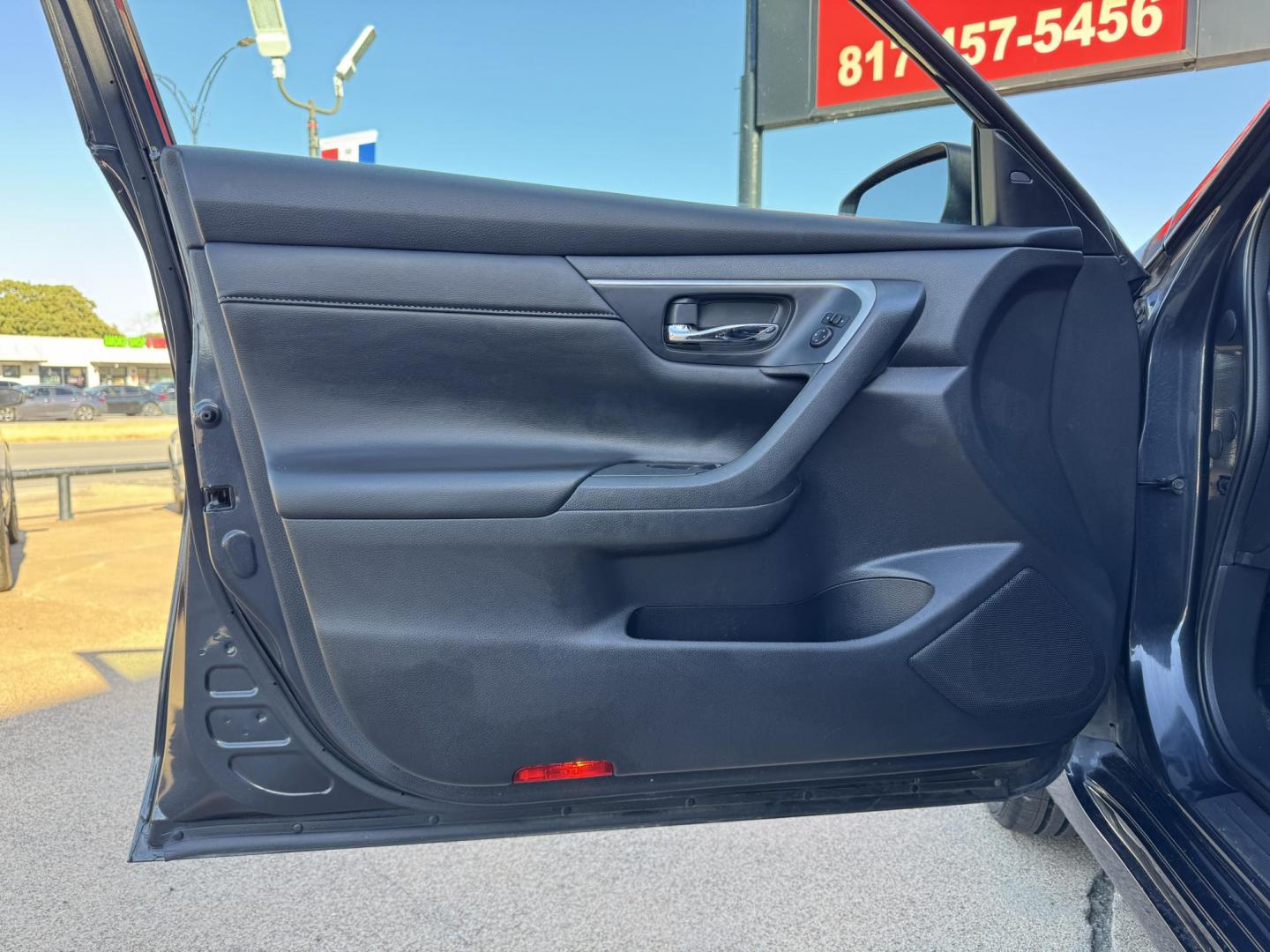 2018 BLACK /BLACK NISSAN ALTIMA 2.5; 2.5 S; 2 (1N4AL3AP9JC) , located at 5900 E. Lancaster Ave., Fort Worth, TX, 76112, (817) 457-5456, 0.000000, 0.000000 - Photo#7