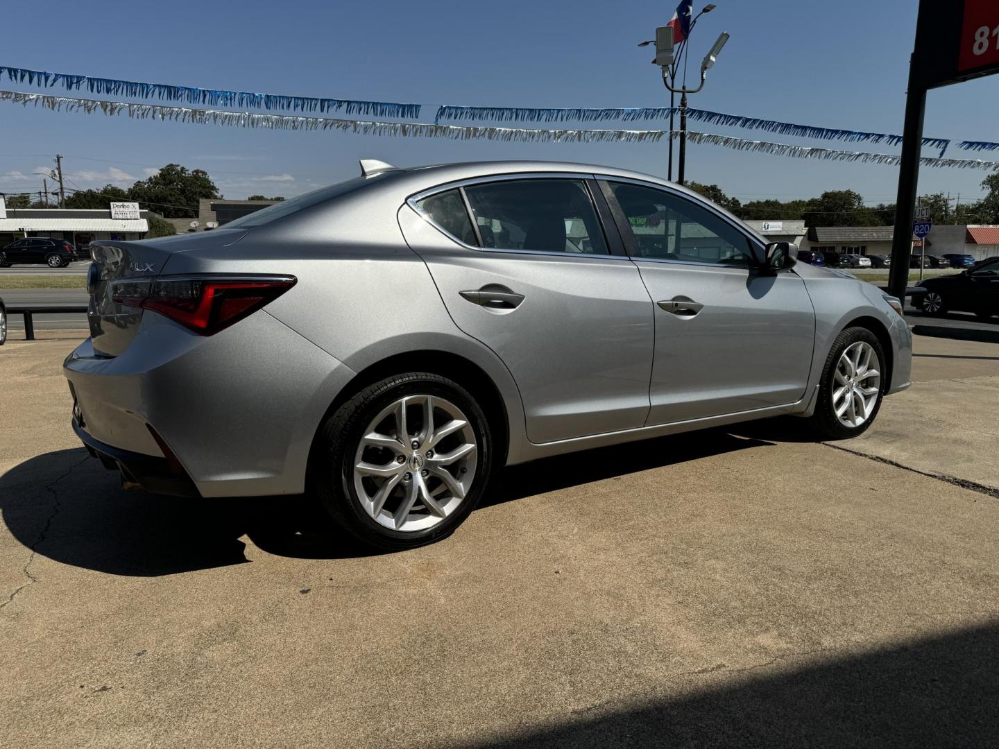 2019 SILVER ACURA ILX BASE; BASE W/ACU (19UDE2F38KA) , located at 5900 E. Lancaster Ave., Fort Worth, TX, 76112, (817) 457-5456, 0.000000, 0.000000 - Photo#4