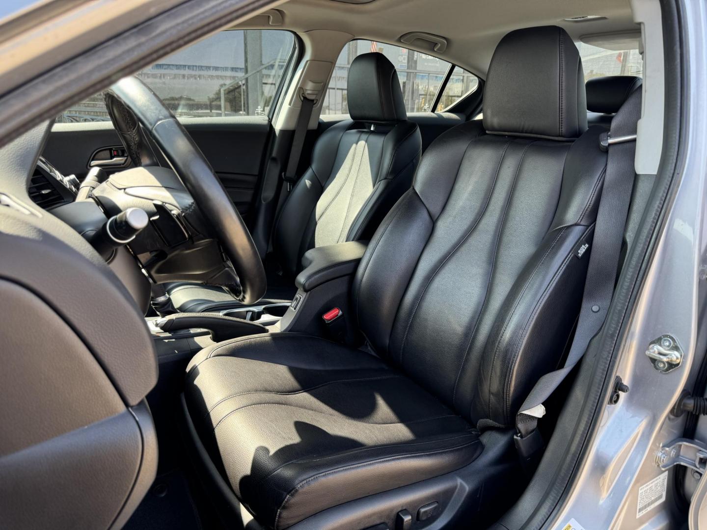 2019 SILVER ACURA ILX BASE; BASE W/ACU (19UDE2F38KA) , located at 5900 E. Lancaster Ave., Fort Worth, TX, 76112, (817) 457-5456, 0.000000, 0.000000 - Photo#10