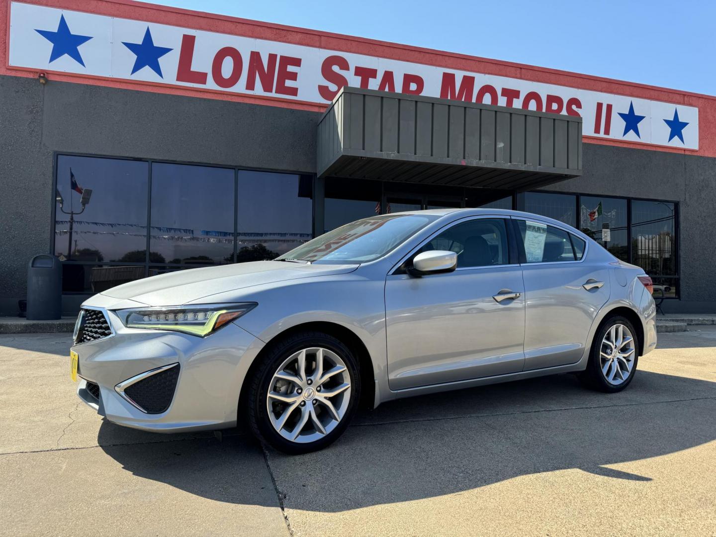 2019 SILVER ACURA ILX BASE; BASE W/ACU (19UDE2F38KA) , located at 5900 E. Lancaster Ave., Fort Worth, TX, 76112, (817) 457-5456, 0.000000, 0.000000 - Photo#1