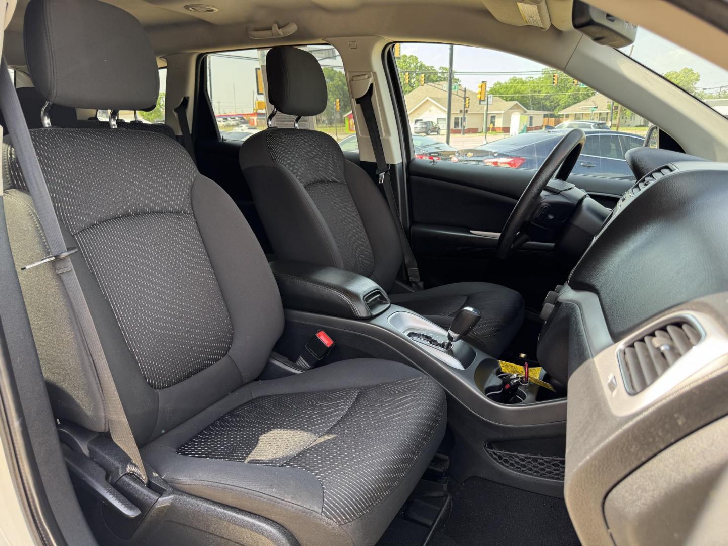 2018 WHITE DODGE JOURNEY SXT (3C4PDCBG8JT) , located at 5900 E. Lancaster Ave., Fort Worth, TX, 76112, (817) 457-5456, 0.000000, 0.000000 - Photo#19