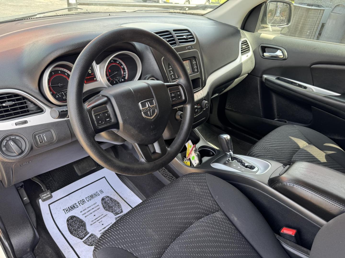 2018 WHITE DODGE JOURNEY SXT (3C4PDCBG8JT) , located at 5900 E. Lancaster Ave., Fort Worth, TX, 76112, (817) 457-5456, 0.000000, 0.000000 - Photo#10