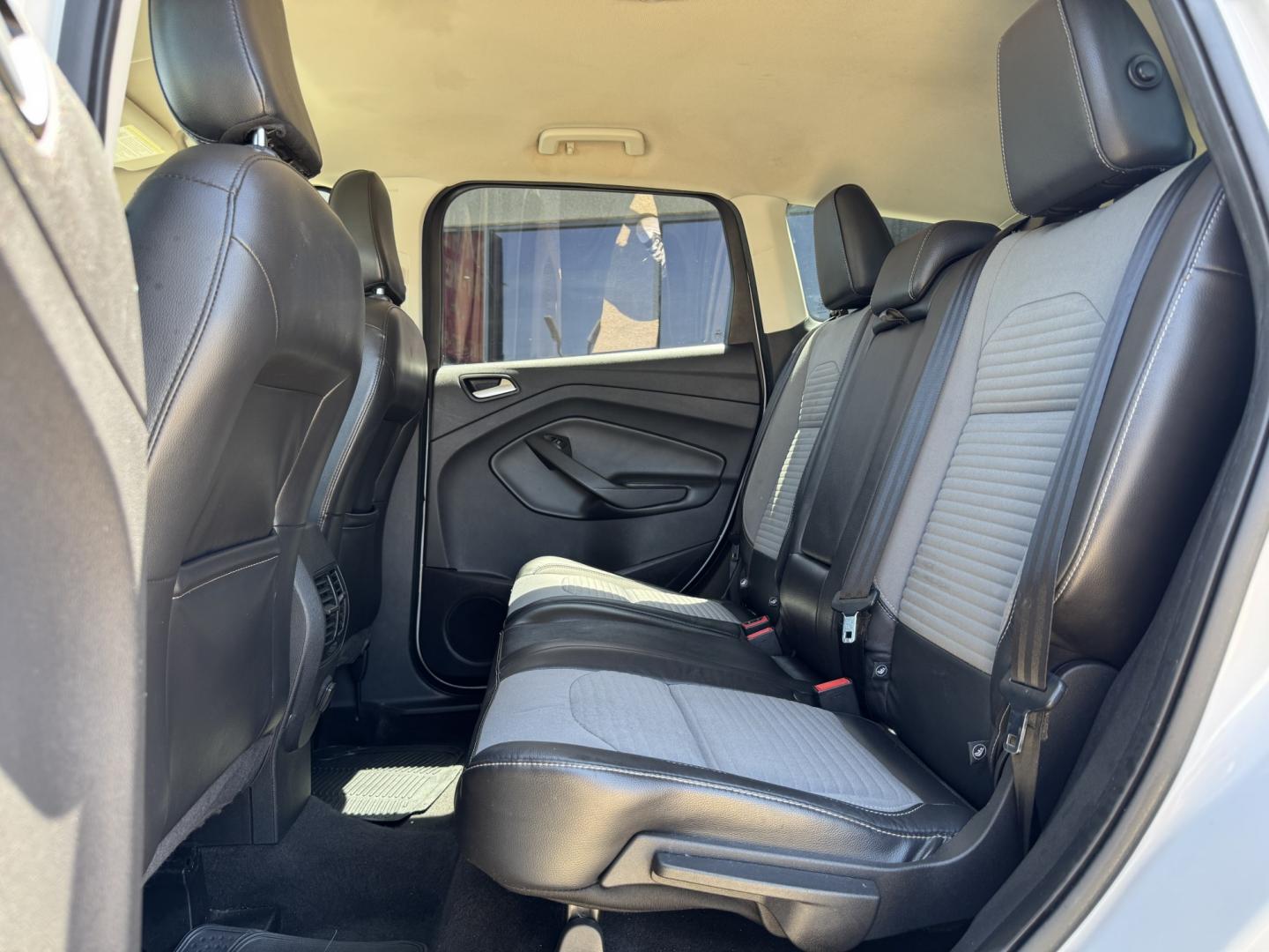 2019 WHITE FORD ESCAPE (1FMCU0GD1KU) , located at 5900 E. Lancaster Ave., Fort Worth, TX, 76112, (817) 457-5456, 0.000000, 0.000000- Photo#12