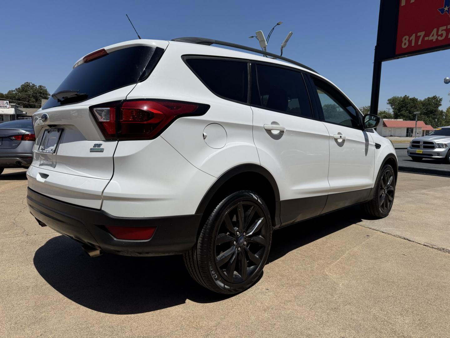 2019 WHITE FORD ESCAPE (1FMCU0GD1KU) , located at 5900 E. Lancaster Ave., Fort Worth, TX, 76112, (817) 457-5456, 0.000000, 0.000000- Photo#3