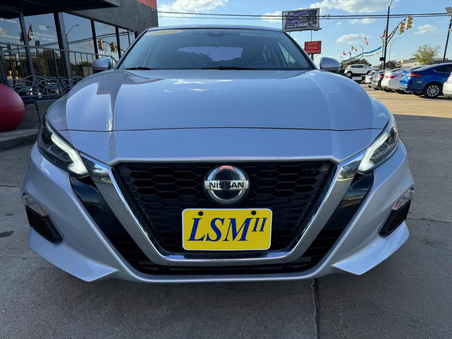 2021 SILVER NISSAN ALTIMA 2.5 SV (1N4BL4DVXMN) , located at 5900 E. Lancaster Ave., Fort Worth, TX, 76112, (817) 457-5456, 0.000000, 0.000000 - Photo#2