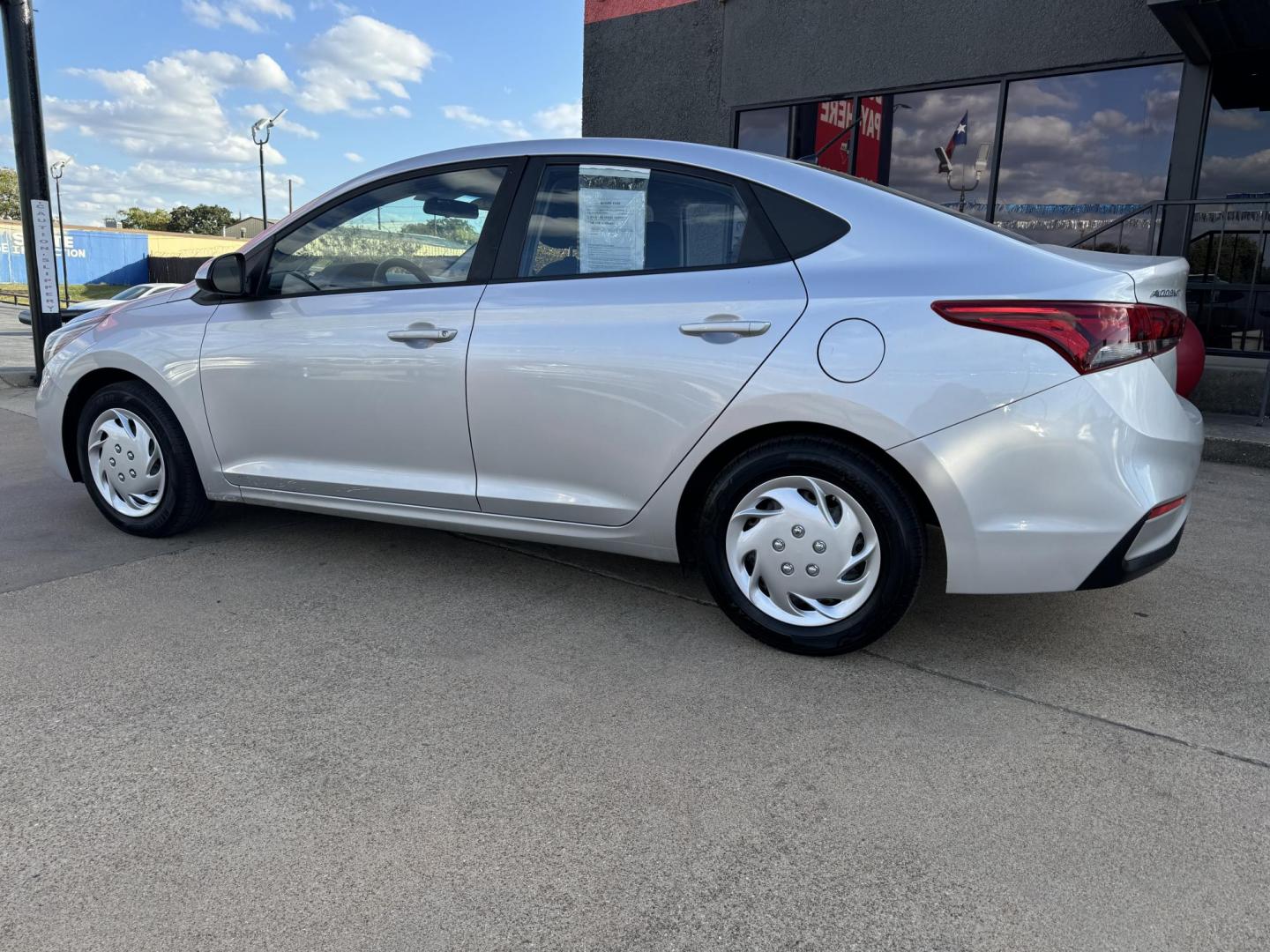 2019 SILVER HYUNDAI ACCENT SE; SEL (3KPC24A38KE) , located at 5900 E. Lancaster Ave., Fort Worth, TX, 76112, (817) 457-5456, 0.000000, 0.000000 - Photo#7