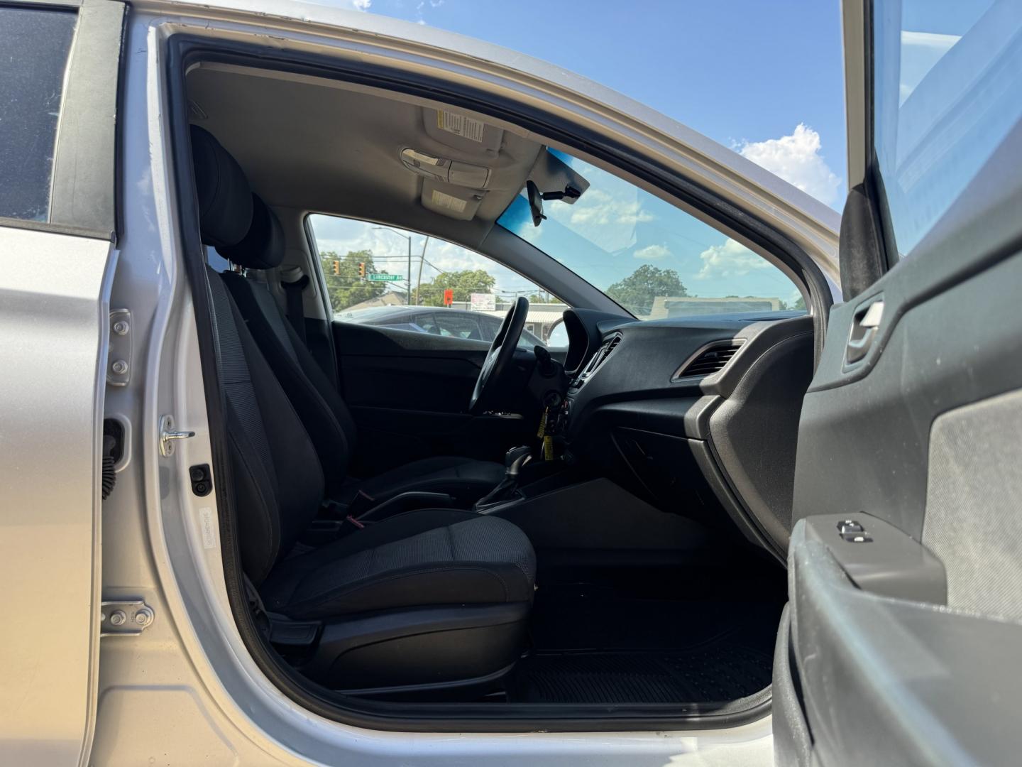 2019 SILVER HYUNDAI ACCENT SE; SEL (3KPC24A38KE) , located at 5900 E. Lancaster Ave., Fort Worth, TX, 76112, (817) 457-5456, 0.000000, 0.000000- Photo#16