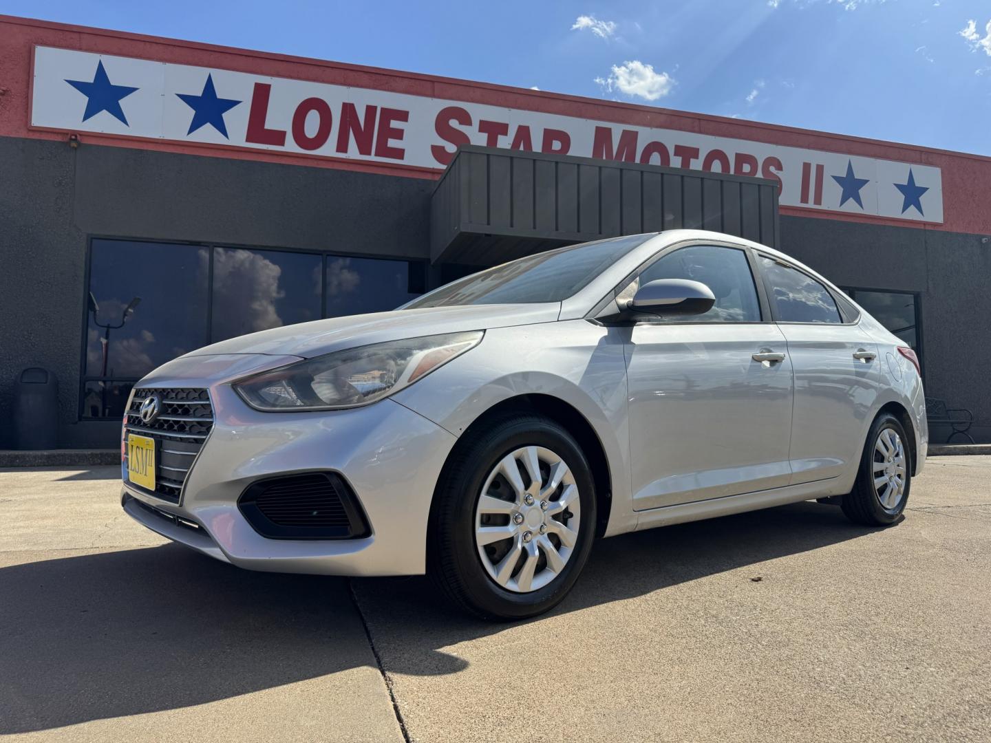 2019 SILVER HYUNDAI ACCENT SE; SEL (3KPC24A38KE) , located at 5900 E. Lancaster Ave., Fort Worth, TX, 76112, (817) 457-5456, 0.000000, 0.000000- Photo#0
