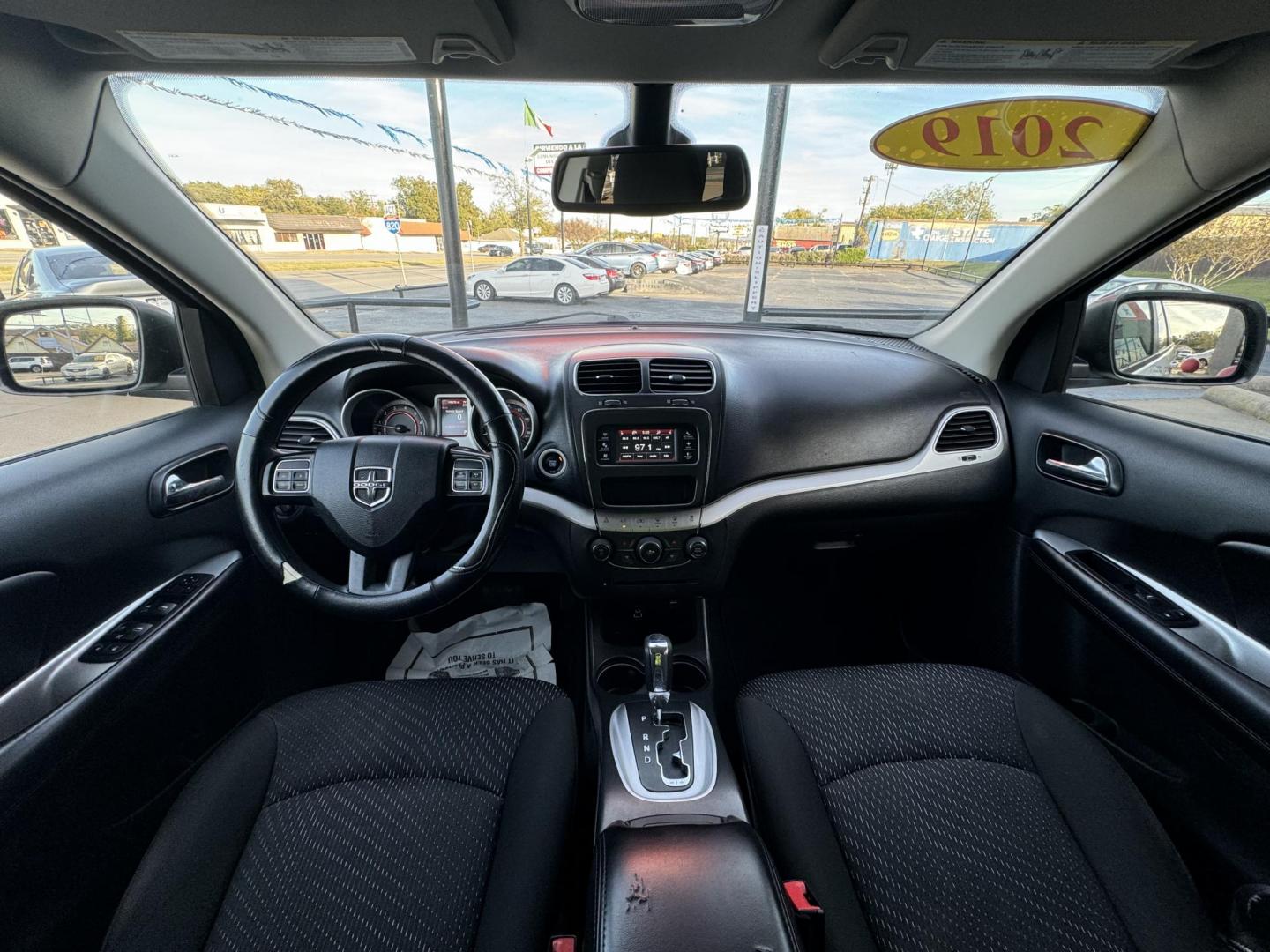 2019 WHITE DODGE JOURNEY SE (3C4PDCAB8KT) , located at 5900 E. Lancaster Ave., Fort Worth, TX, 76112, (817) 457-5456, 0.000000, 0.000000 - Photo#18