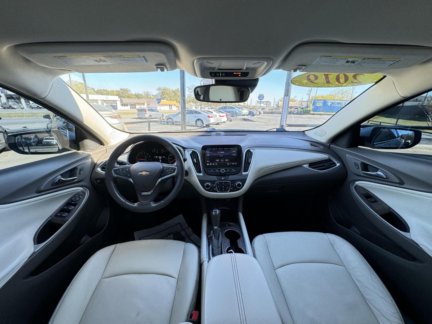 2019 WHITE CHEVROLET MALIBU LT (2FL) (1G1ZD5ST4KF) , located at 5900 E. Lancaster Ave., Fort Worth, TX, 76112, (817) 457-5456, 0.000000, 0.000000 - Photo#18