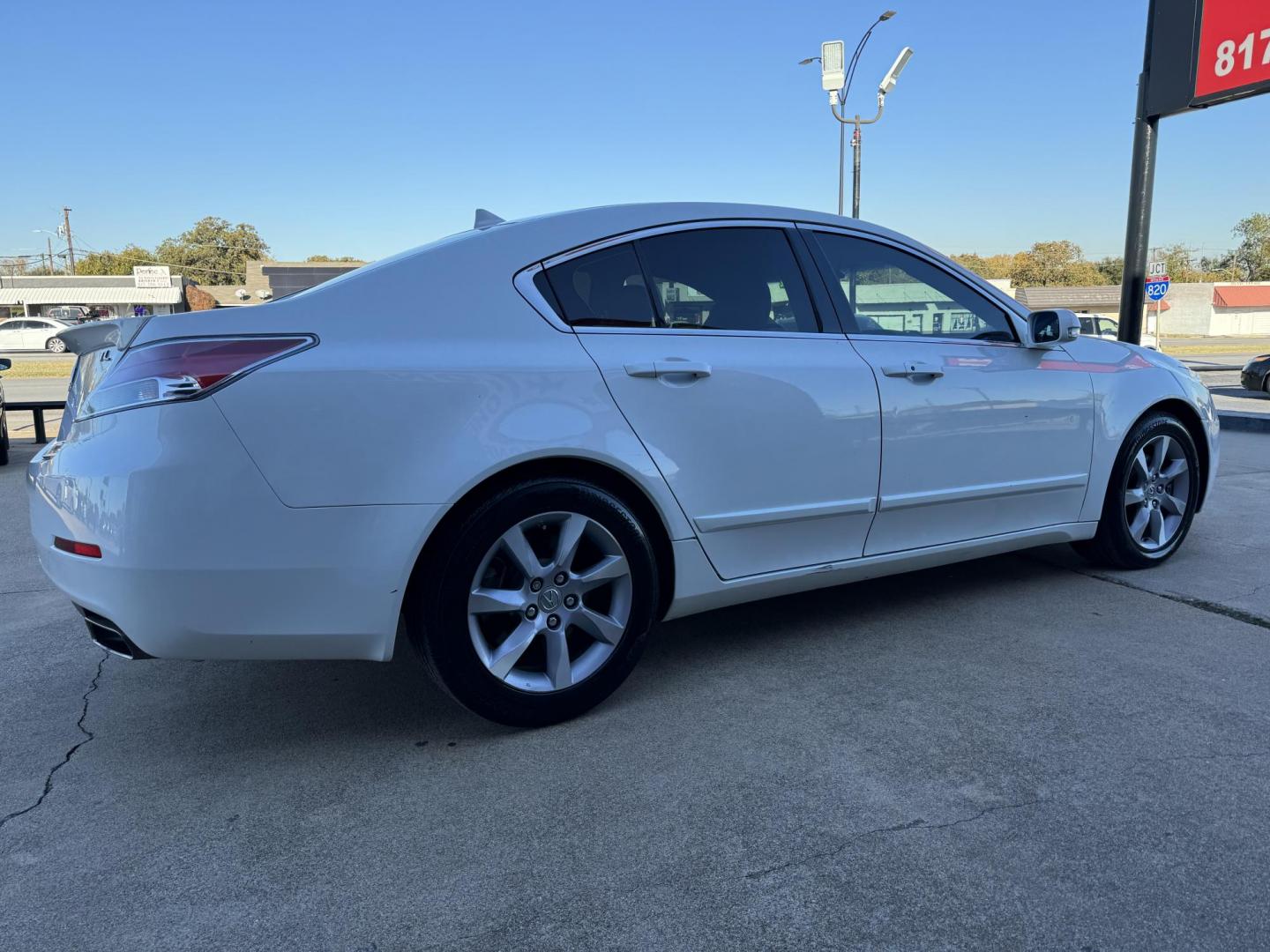 2014 OFF WHITE ACURA TL 3.5TL W/TECH PKG. (19UUA8F53EA) , located at 5900 E. Lancaster Ave., Fort Worth, TX, 76112, (817) 457-5456, 0.000000, 0.000000 - Photo#4