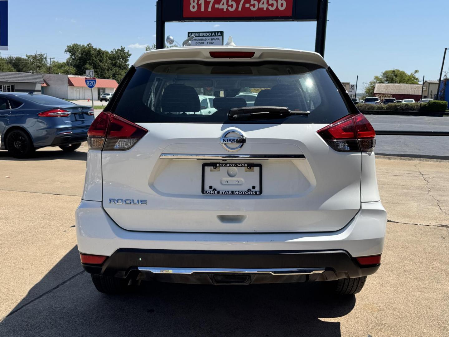 2019 WHITE /BLACK NISSAN ROGUE S; SL; SV S 2WD (KNMAT2MT1KP) with an 2.5L engine, CVT transmission, located at 5900 E. Lancaster Ave., Fort Worth, TX, 76112, (817) 457-5456, 0.000000, 0.000000 - Looking for a fuel-efficient, reliable compact SUV? The 2019 Nissan Rogue S comes with a 2.5L 4-cylinder engine and CVT automatic transmission, making it perfect for city and highway driving. Seats 5 passengers comfortably with charcoal cloth interior. This front-wheel drive SUV includes essential s - Photo#4