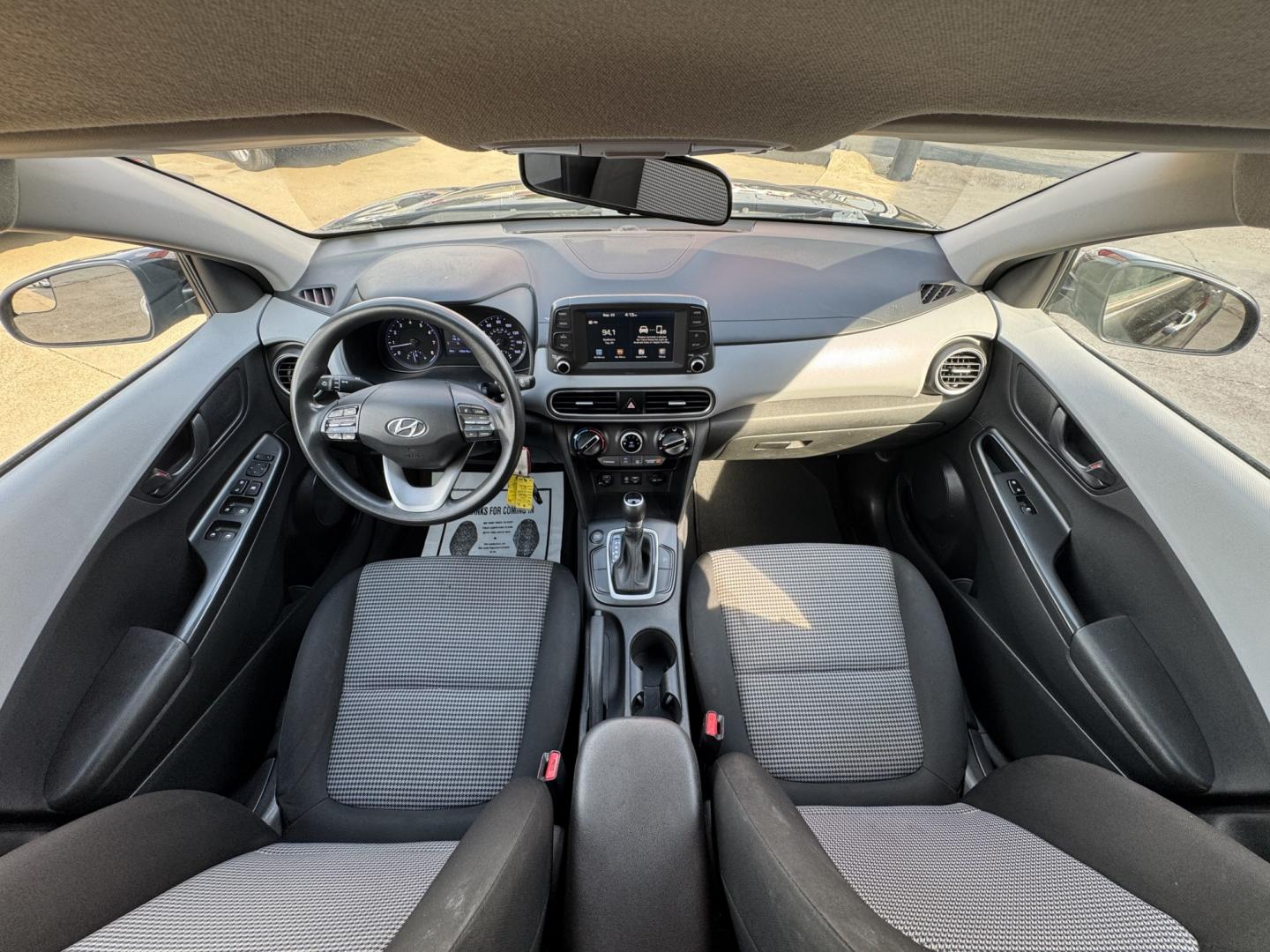 2020 BLACK HYUNDAI KONA SE (KM8K12AA9LU) , located at 5900 E. Lancaster Ave., Fort Worth, TX, 76112, (817) 457-5456, 0.000000, 0.000000- Photo#18