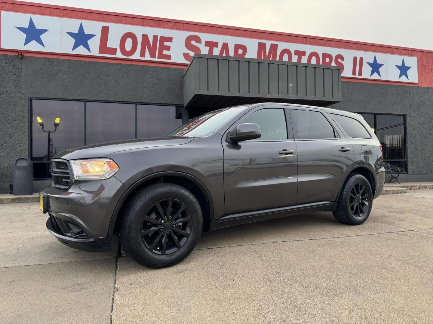 2016 Dodge Durango SXT photo 2