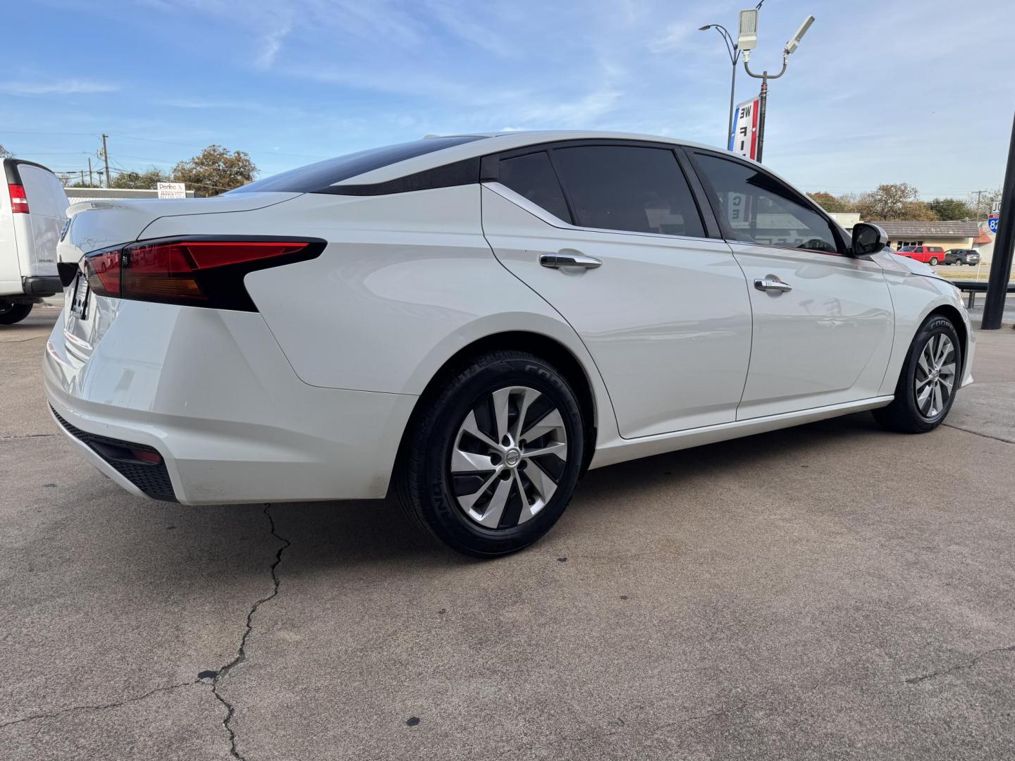 2020 Nissan Altima S photo 5