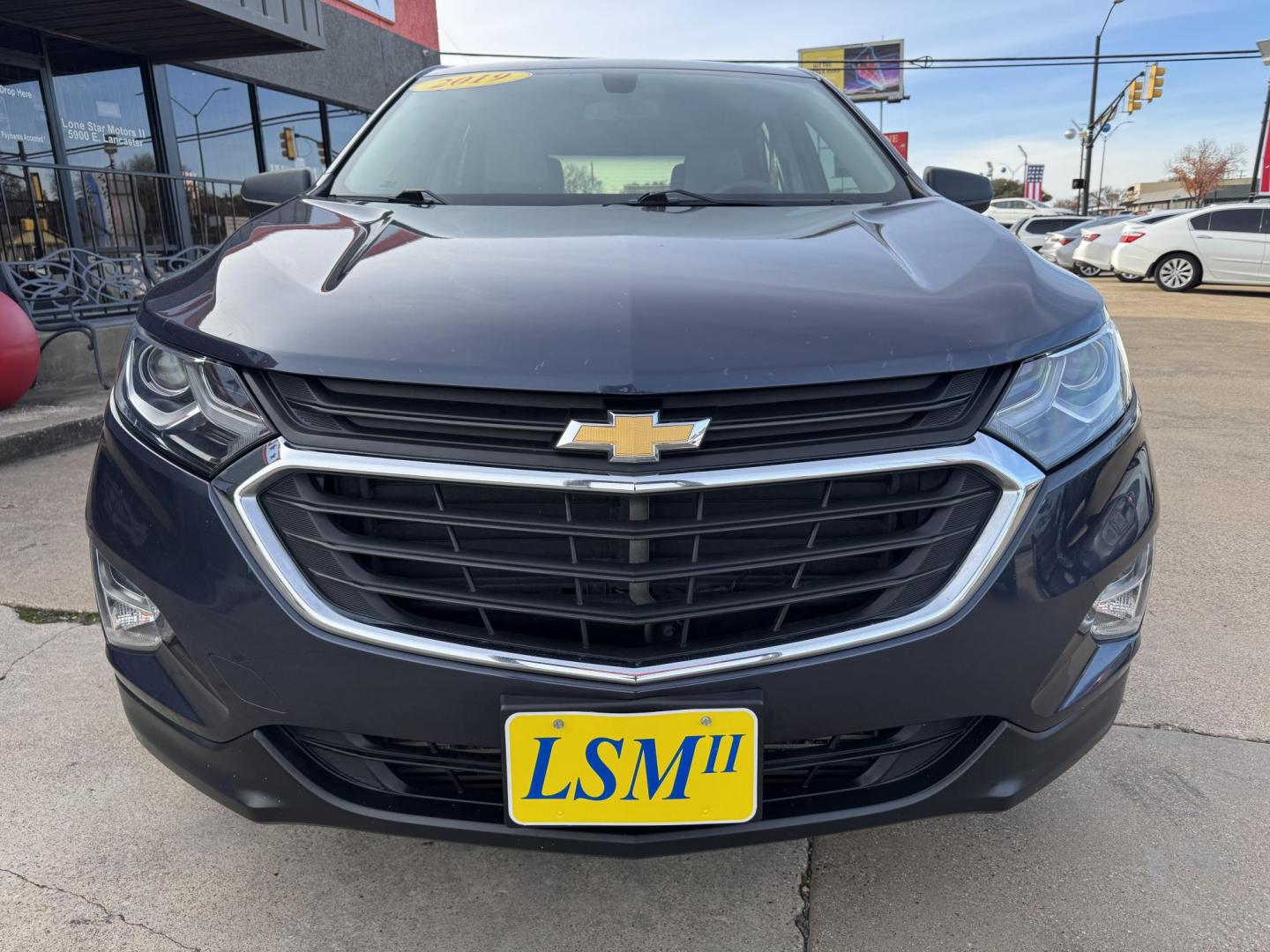 2019 Chevrolet Equinox LS photo 3